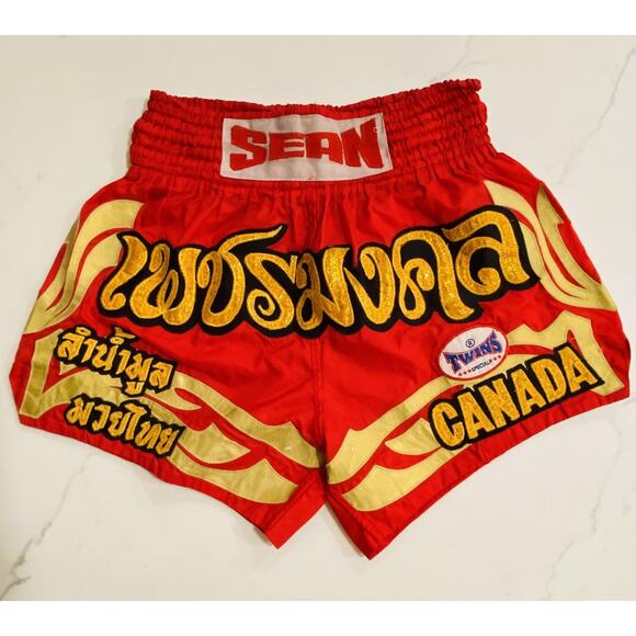 Twins Muay Thai Shorts Mens Large Red Gold Kickboxing Boxing Trunks Sean Canada - Picture 1 of 13